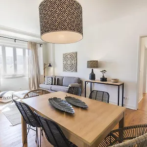 Lovelystay - Bonsai Light And Comfort Flat Appartamento Lisbona